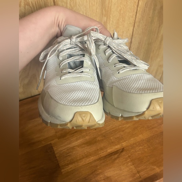 VEJA DEKKAN ALVEOMESH GRAVEL ICE SIZE 9 - Picture 9 of 12